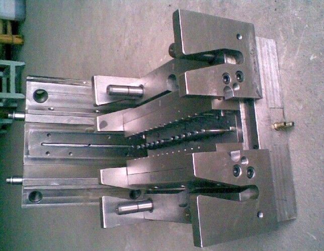 深圳模具廠,什么是注塑模具？